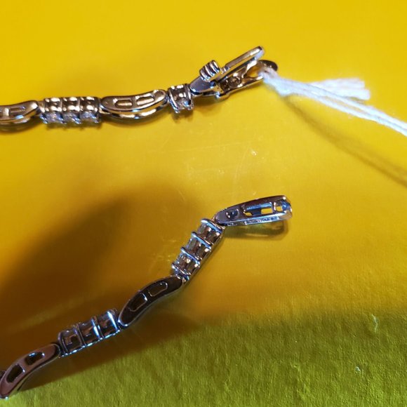 BRAND  NEW  DIAMOND  TENNIS  BRACELET  14K  WHITE  GOLD - Picture 7 of 8